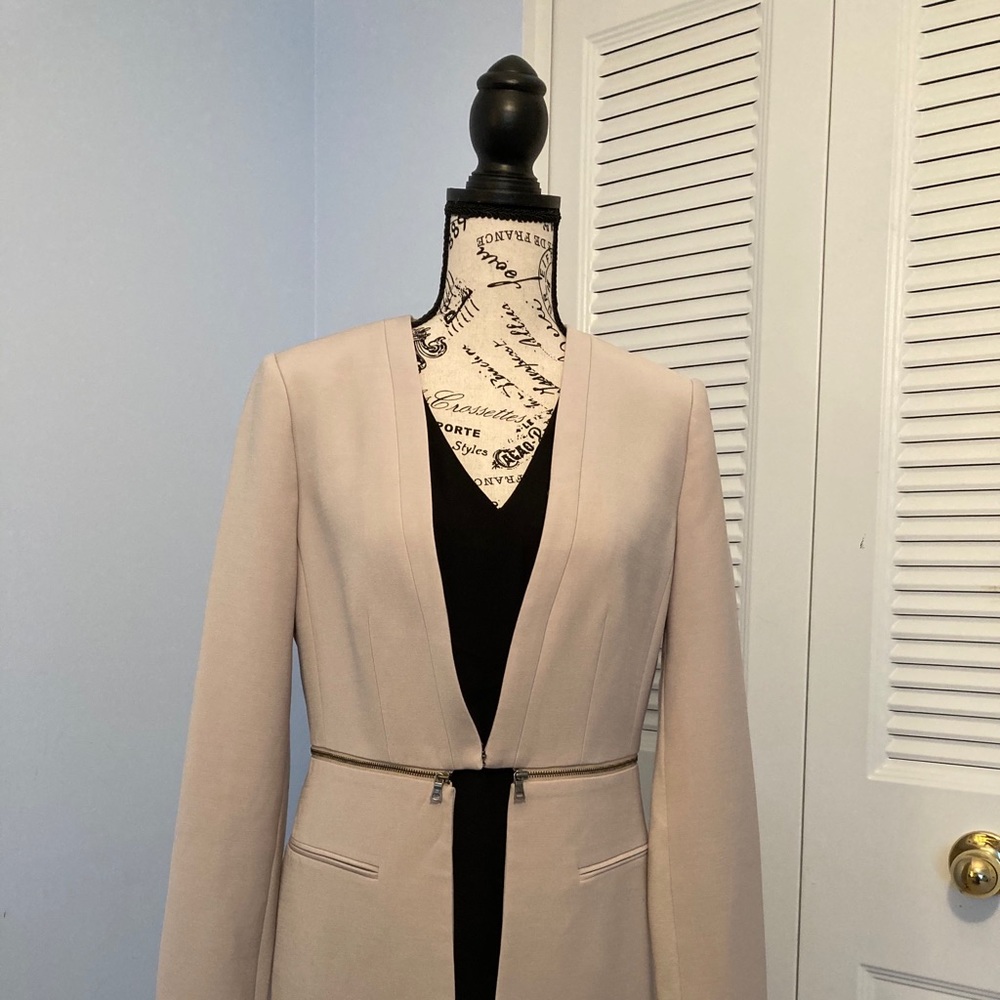 BCBG MaxAzria Updated blazer jacket